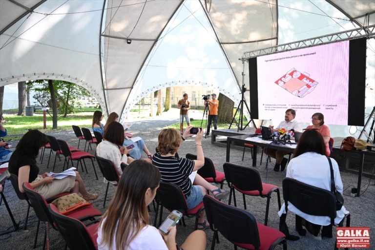 Архітектори зі всього світу зможуть запропонувати ідеї як облаштувати територію палацу Потоцьких (ФОТО)