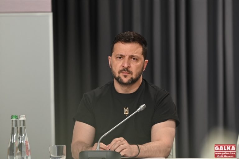 Зеленський підписав закони про призов з 25 років та електронний кабінет військовозобов’язаного