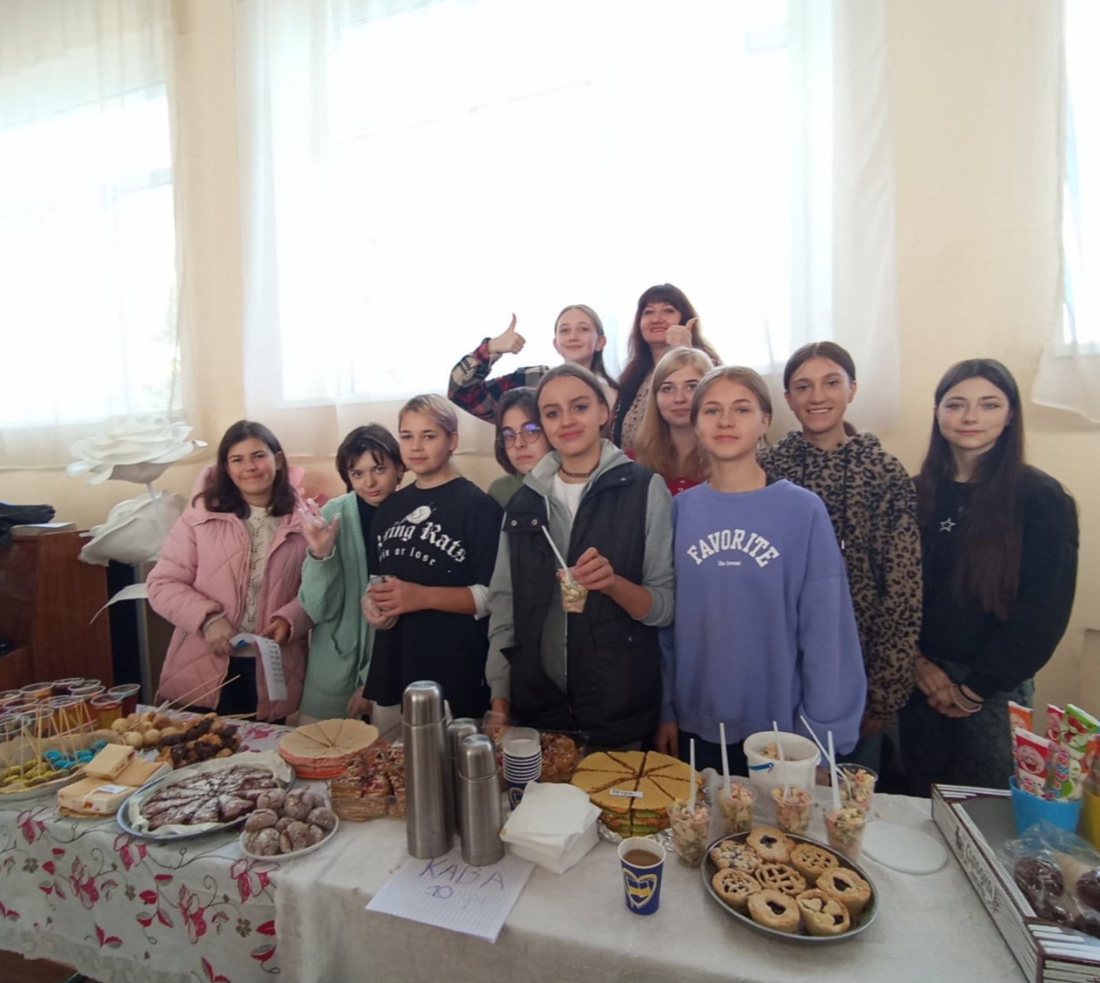 Учні калуського ліцею №6 зібрали 47 700 гривень на авто для військового-випускника (ФОТО)