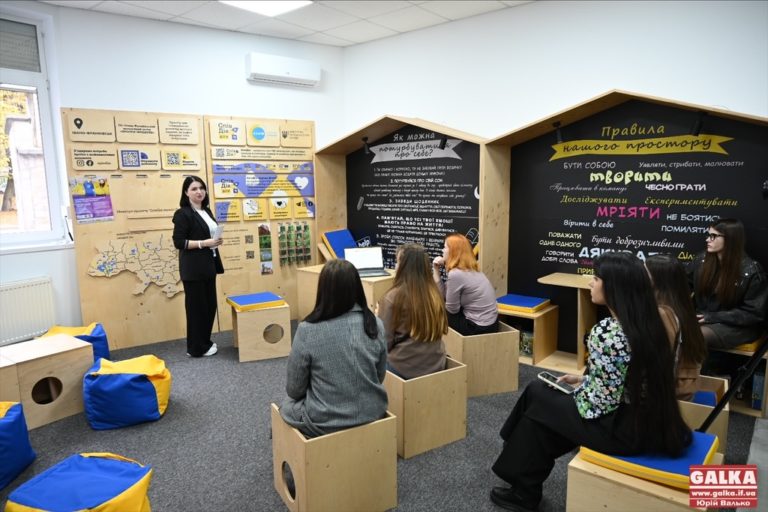 Неформальні заняття, арттерапія, тренінги для підлітків та емоційна підтримка: “СпівДія заради дітей” повертається до Франківська (ФОТО)