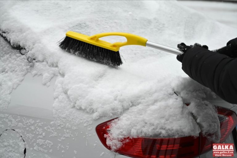 Погода на понеділок для Франківщини: сніг, мороз, ожеледиця