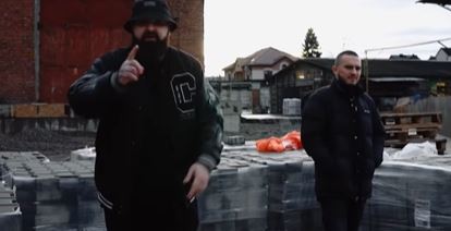 Репер та блогер з Франківська музичним кліпом оголосили збір на автівку для ЗСУ (ВІДЕО)