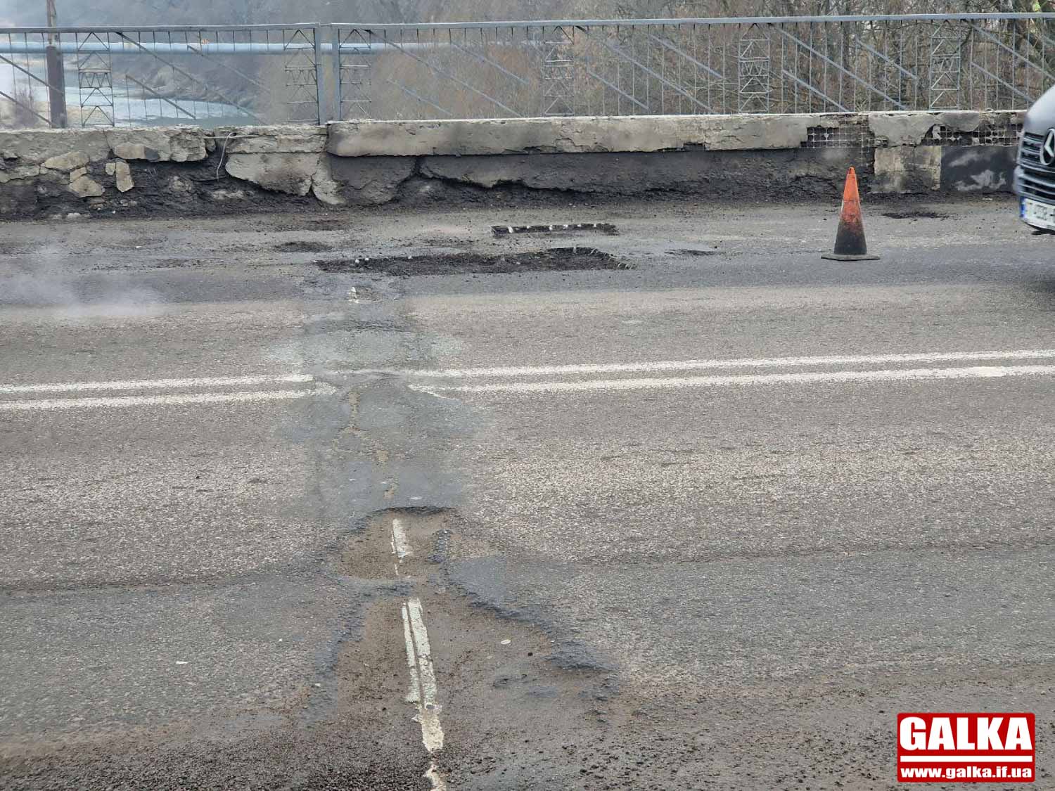 Стало відомо, хто буде наглядати за ремонтом моста на Пасічну за “аномально низькою ціною”