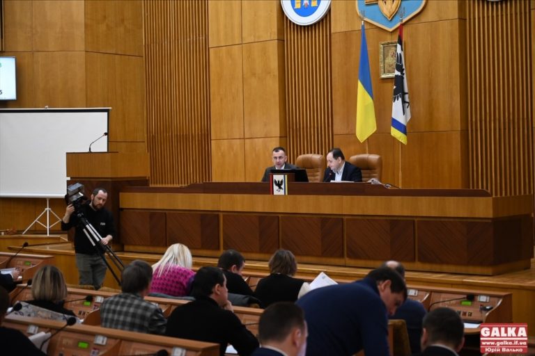 Франківські депутати фактично припинили звітуватися, — Комітет виборців