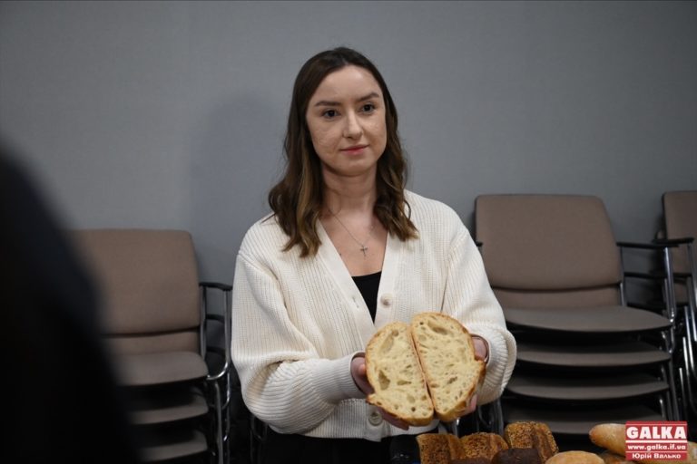 “Мода на крафтову продукцію стабільна”: прикарпатські виробники об’єдналися на форумі у Франківську (ФОТО)