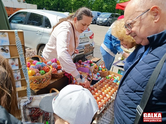 Ярмарок, майстеркласи та концерт: в неділю у Франківську збиратимуть гроші на дрони для ЗСУ