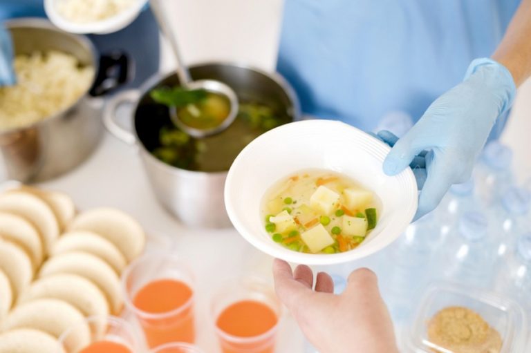 Дітей у таборі “Лімниця” годуватиме щойно зареєстрована підприємиця