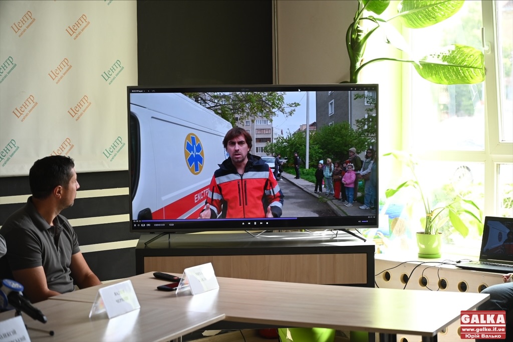 “Зброя – не іграшка”: у Франківську презентували соціальні ролики, де зіграв Гнатковський (ФОТО, ВІДЕО)