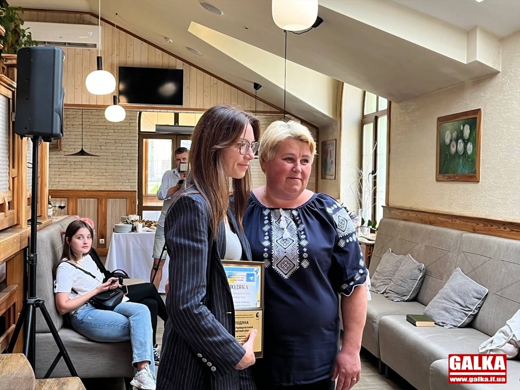 У Франківську зібрали понад 170 тисяч на реабілітаційний центр «Тепло крилатої душі» матері загиблого Героя України Степана Тарабалки (ФОТО)