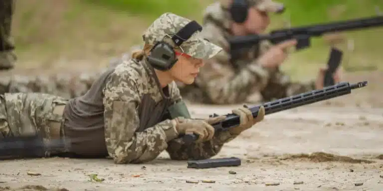 Франківська співачка Тіна Кароль пройшла курс військової підготовки з ветеранами Азову (ФОТО)