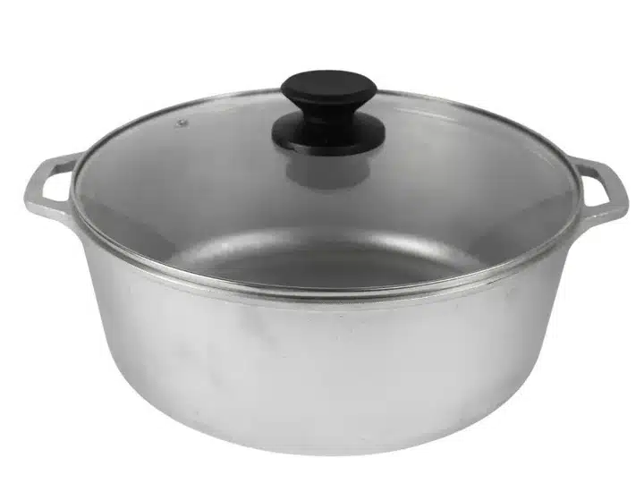 Прикарпатець обікрав жінку, яка попросила його допомогти