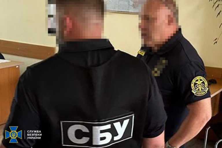 Затримали одного з головних митників Франківщини – вимагав хабарі від компаній-імпортерів (ФОТО)