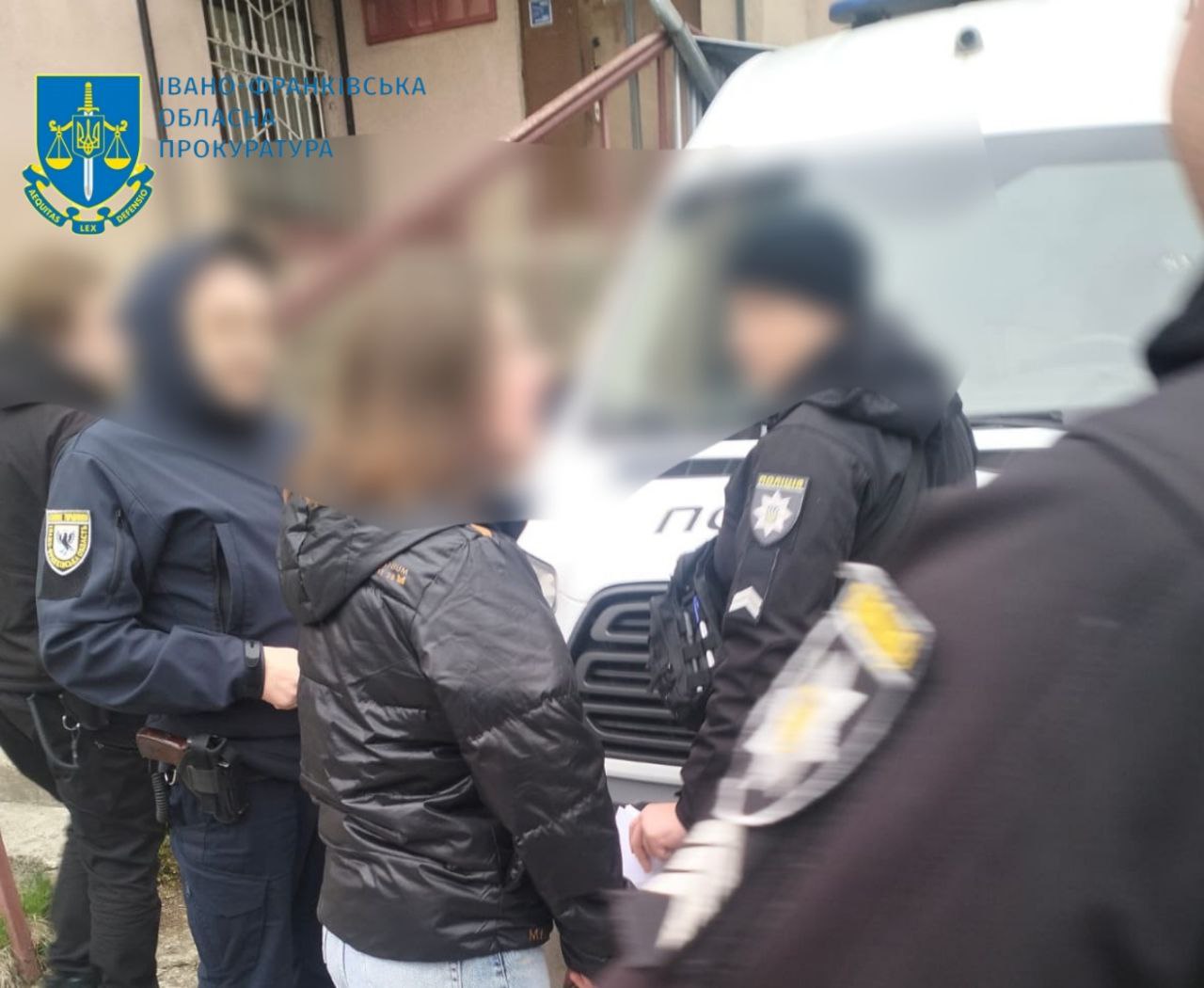 28-річна коломиянка напідпитку погрожувала “вибухом” у лікарні: її затримали (ФОТО)