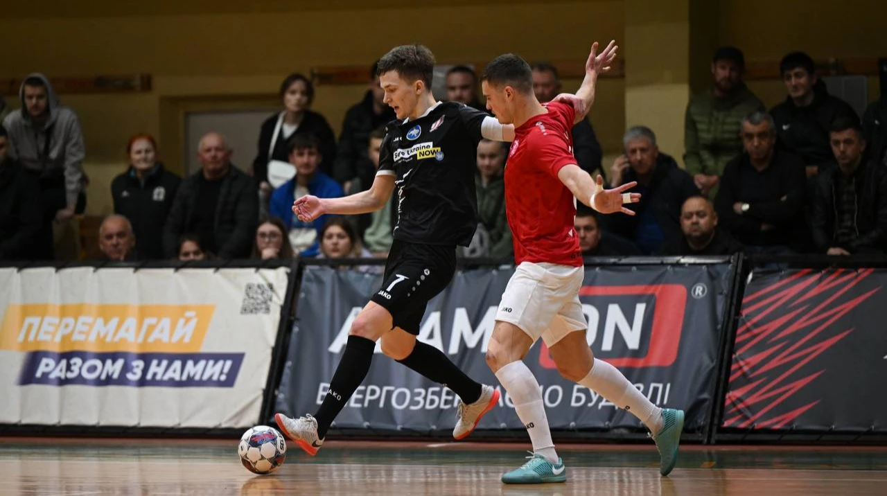 Франківський “Ураган”, виграючи 3:0, поступився “Соколу” та вилетів з плей-оф Екстра-ліги