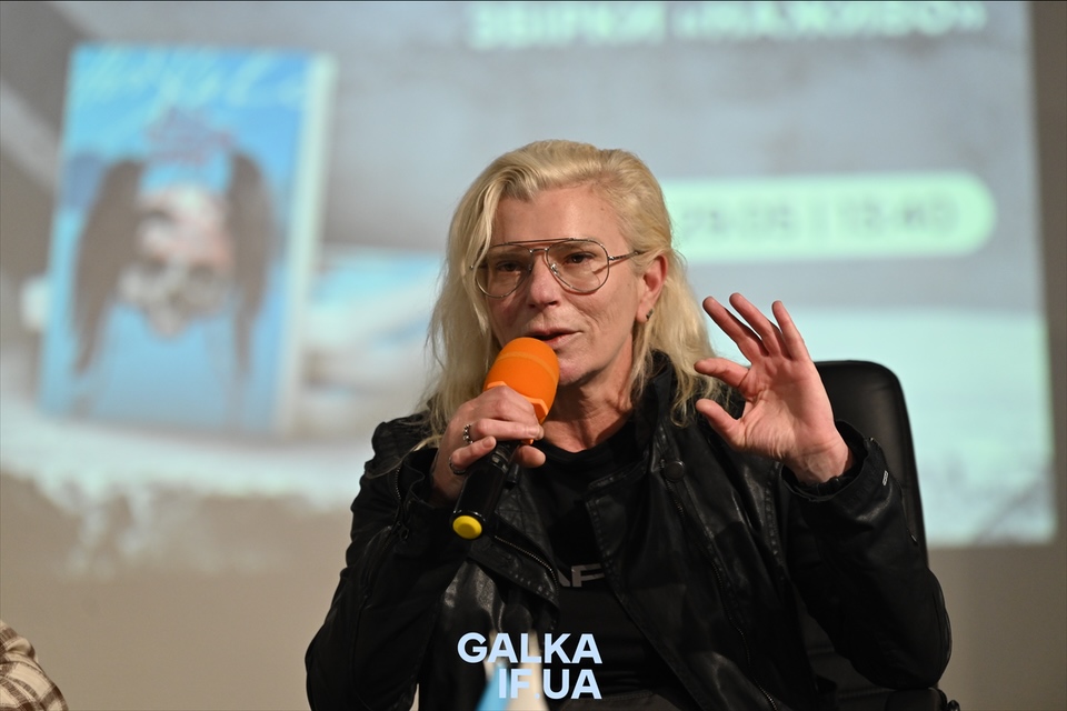 Юлія “Тайра” Паєвська презентувала у Франківську збірку, написану після полону (ФОТО)