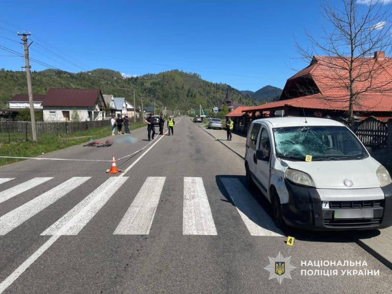 На Закарпатті 62-річний калушанин збив на смерть велосипедиста (Фото)