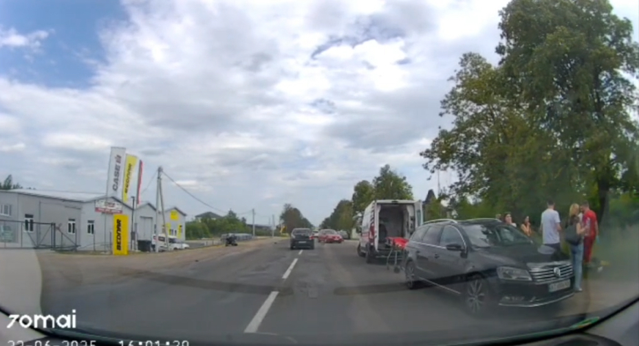 У ДТП на Калуському шосе загинула 17-річна дівчина (ВІДЕО)