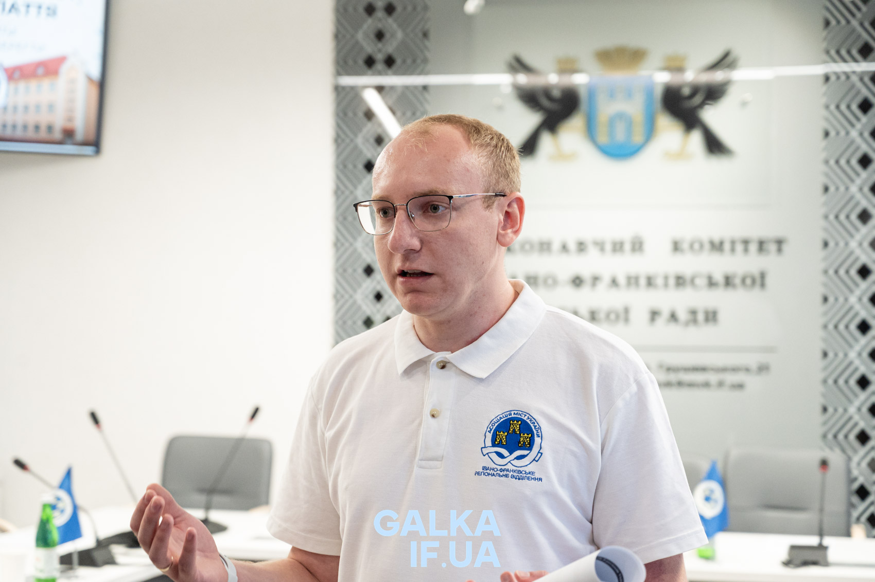 На Франківщині менше громад матимуть ліцеї, ніж на Львівщині, попри вищу завантаженість — АМУ