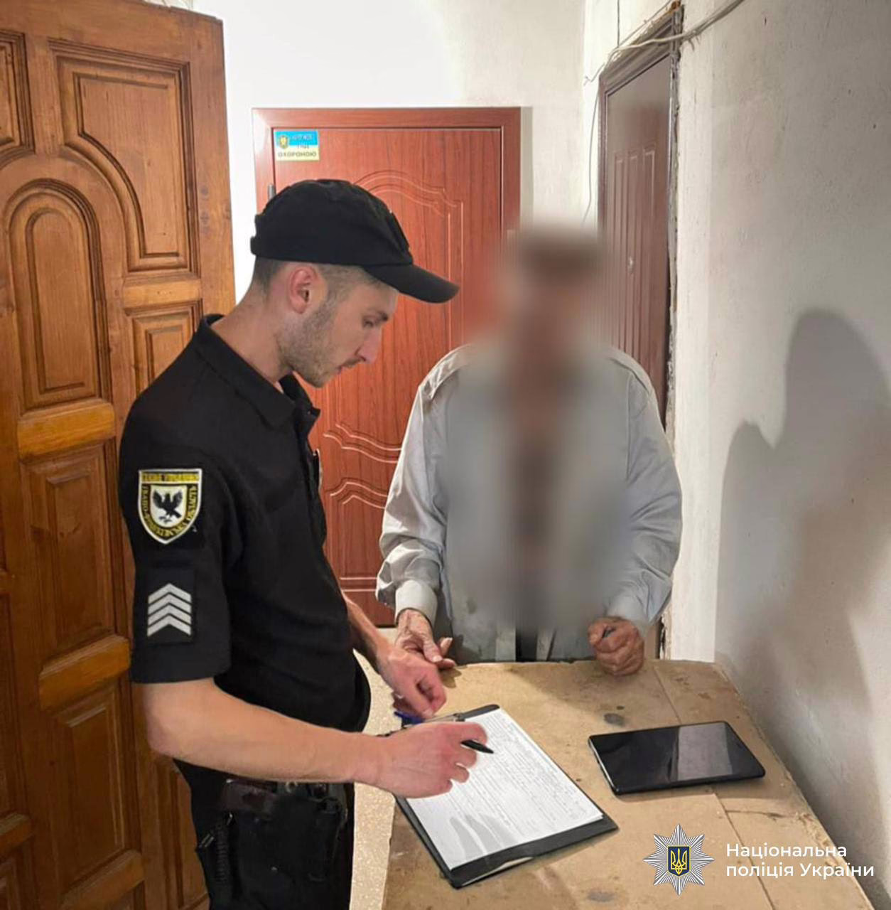 У Калуші склали адмінпротокол на чоловіка, який гуляв вулицями без одягу (ФОТОФАКТ)