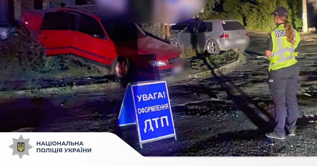 У Косові зіткнулися Audi та Volkswagen: постраждав неповнолітній пасажир (ФОТО)