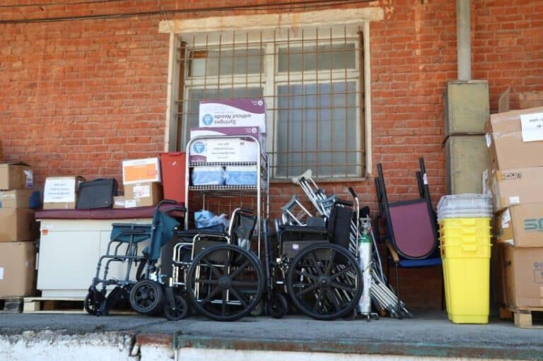 Лікарні Франківщини отримали гуманітарну допомогу на понад 400 тисяч гривень