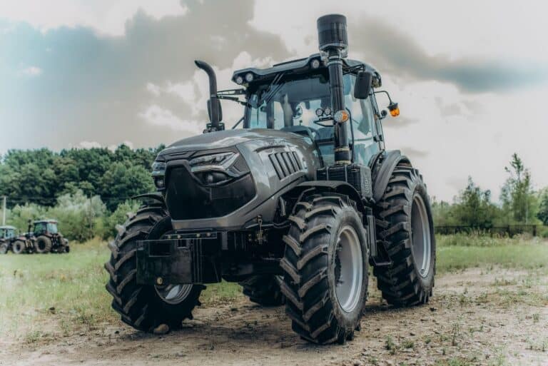 Що враховувати при купівлі трактора СКАУТ в Україні