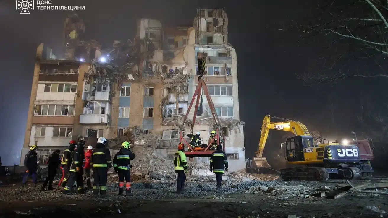 У Тернополі після дев’яти днів у лікарні померла 12-річна дівчинка, поранена під час обстрілу рф