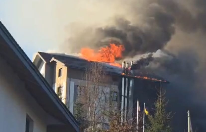 У Буковелі горить спа-клуб (ФОТО З МІСЦЯ)