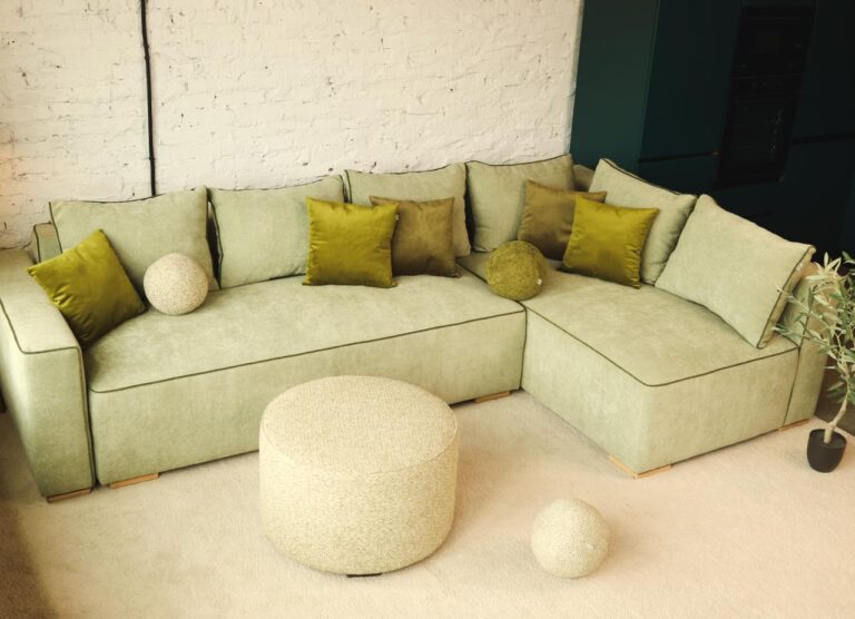 В Івано-Франківську відкрився магазин національного виробника меблів та матраців MATRO (ФОТО)